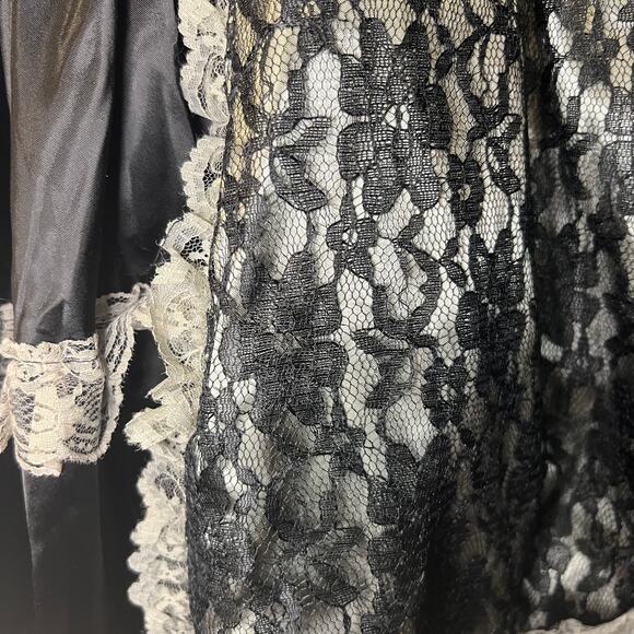 Spirit Halloween Girls Broken Doll Costume Size S - Picture 4 of 7